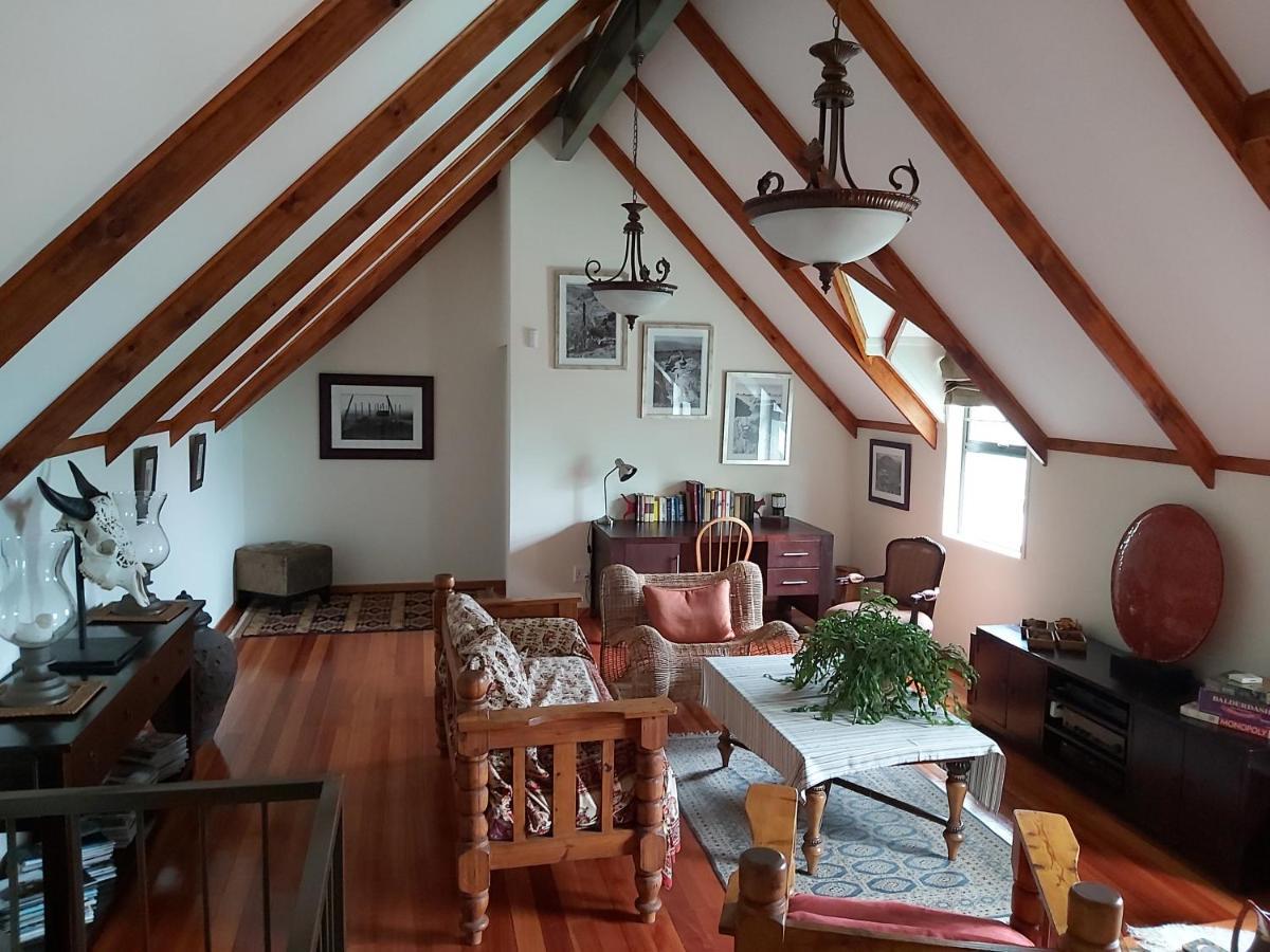 Mountain Sage House Villa *